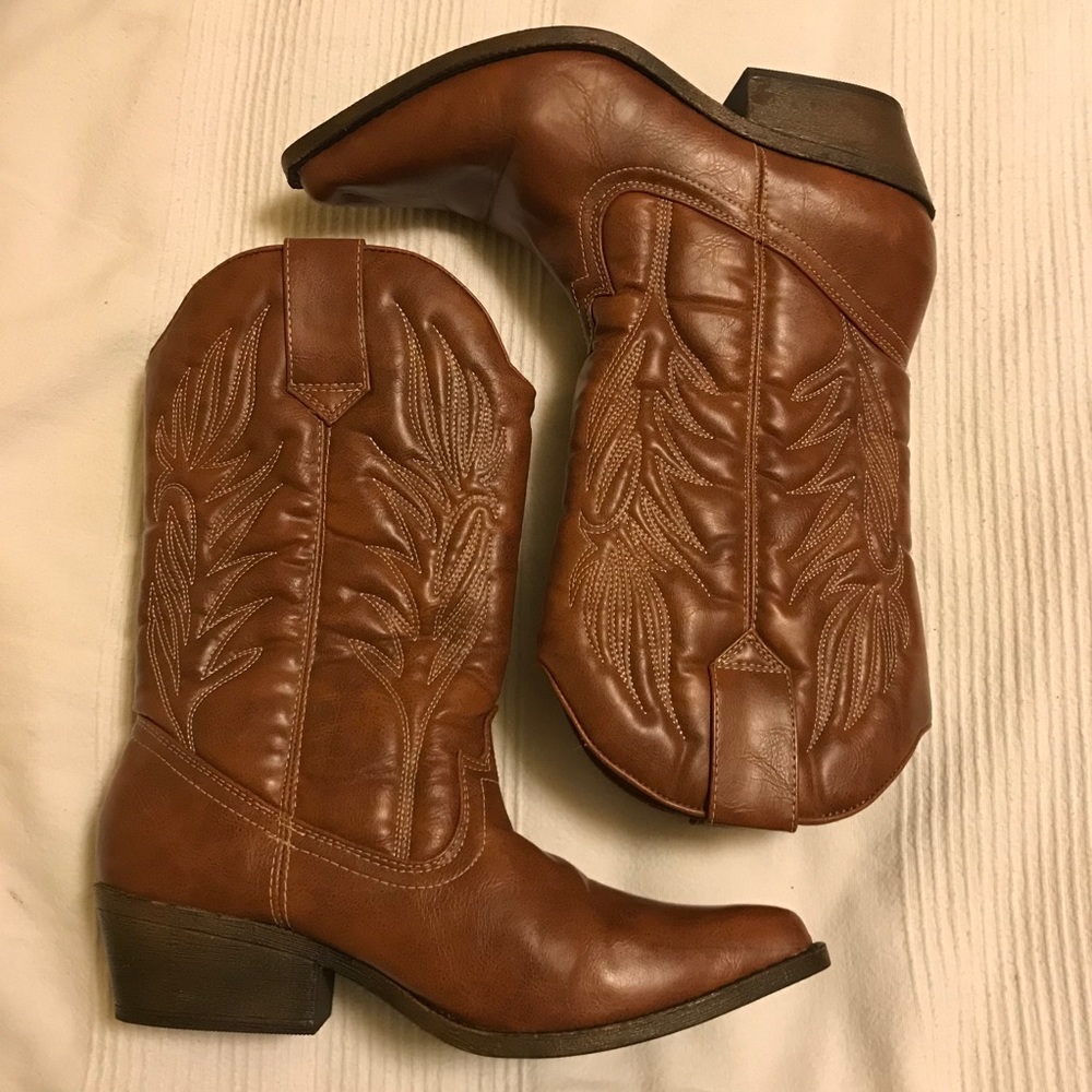 Candies vegan leather western cowboy boots, size 7